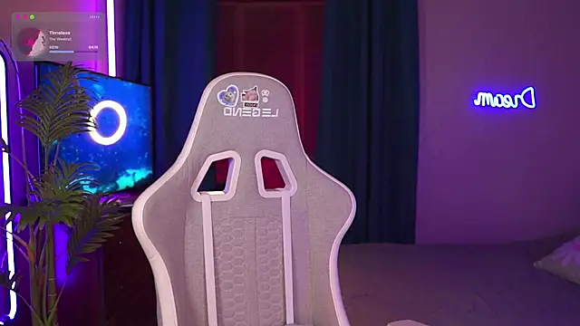 Kamila icee online show from 10-23-25, 07:01