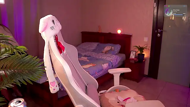 Kamila icee online show from 02-07-26, 11:24