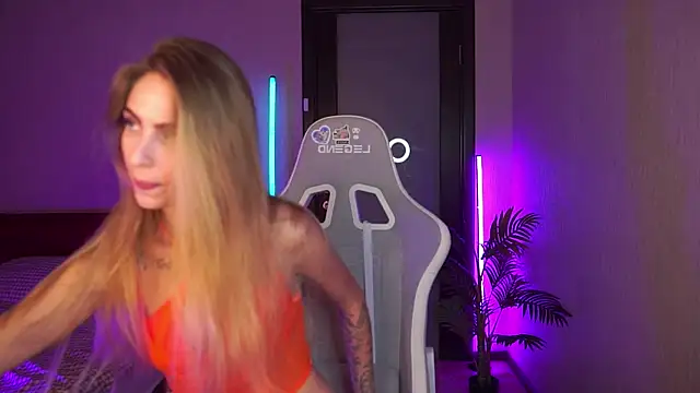 Kamila icee online show from 09-09-25, 06:50