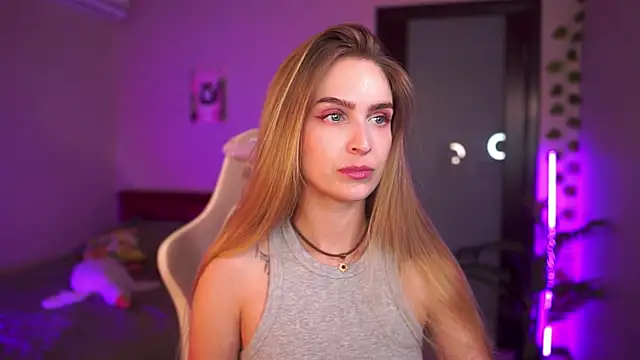 Kamila icee online show from 09-21-25, 07:08