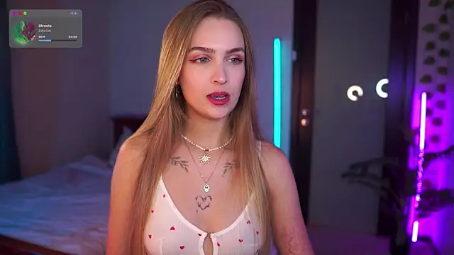 Kamila icee online show from 10-03-25, 06:53