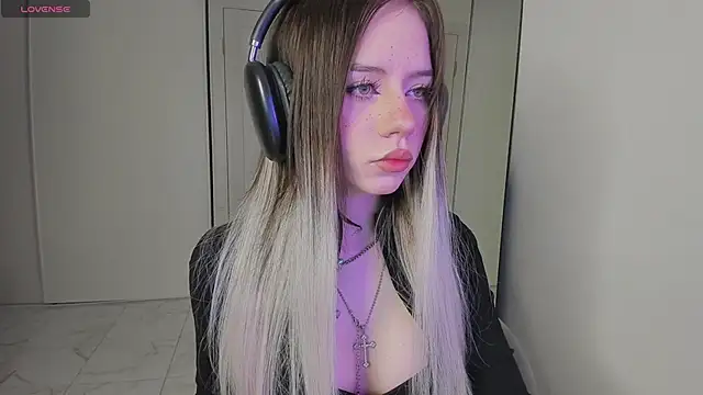 KellyBarton online show from 03-16-25, 08:43