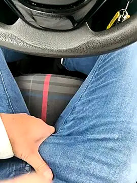 Snapshot of onbifeet chatting on 02-19-25, 09:17 onbifeet online show from 02-19-25, 09:17