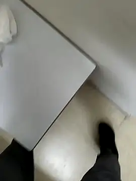 Snapshot of onbifeet chatting on 03-13-25, 06:12 onbifeet online show from 03-13-25, 06:12