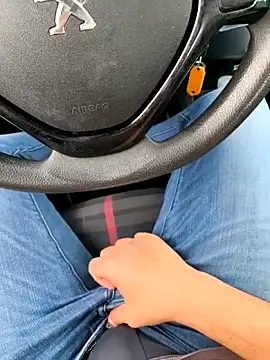 Snapshot of onbifeet chatting on 10-21-25, 01:32 onbifeet online show from 10-21-25, 01:32