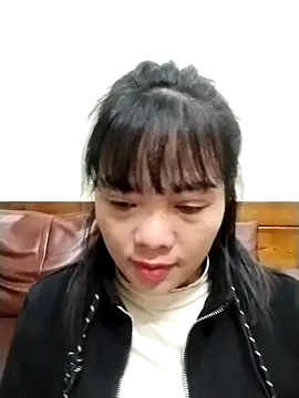 Snapshot of Lady-big91 chatting on 10-24-25, 02:43 Lady-big91 online show from 10-24-25, 02:43