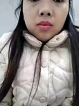 Snapshot of Lady-big91 chatting on 01-08-25, 04:23 Lady-big91 online show from 01-08-25, 04:23