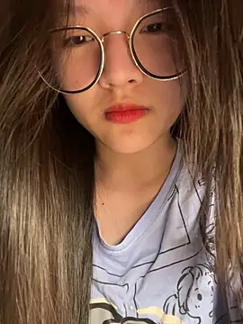 Krixxi22 online show from 12-05-25, 03:54