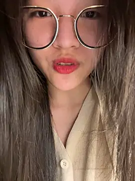 Krixxi22 online show from 02-05-26, 07:10