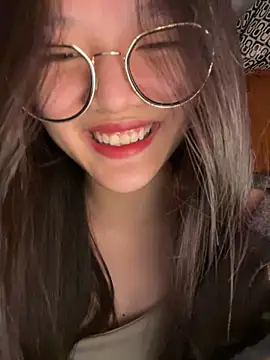 Snapshot of Krixxi22 chatting on 10-07-25, 04:19 Krixxi22 online show from 10-07-25, 04:19