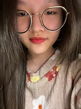 Krixxi22 online show from 02-09-26, 03:43