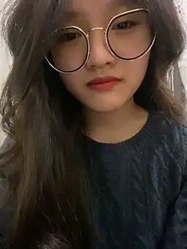 Snapshot of Krixxi22 chatting on 01-15-25, 03:39 Krixxi22 online show from 01-15-25, 03:39