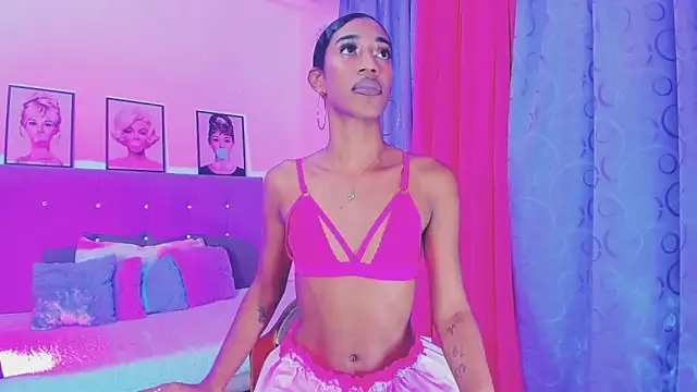 Kimberly thompsom online show from 02-15-25, 02:37