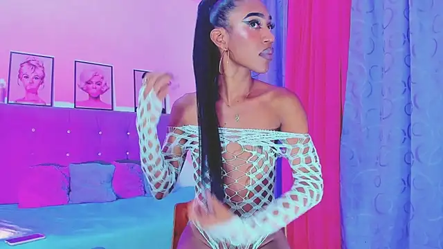 Kimberly thompsom online show from 02-14-25, 06:34