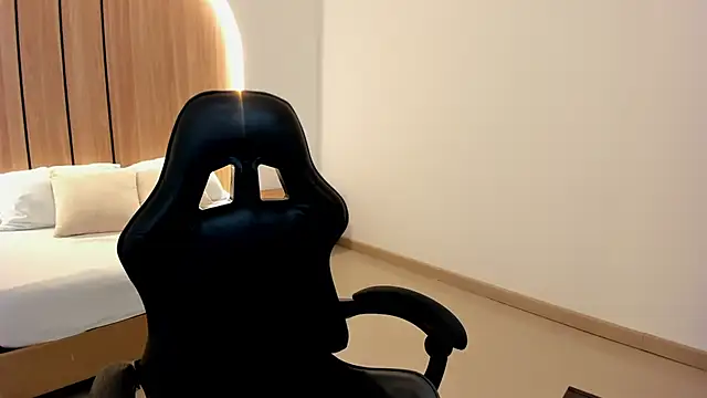 zoe danae  online show from 03-06-26, 12:11