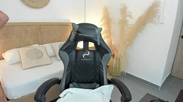 zoe danae  online show from 02-13-26, 01:11