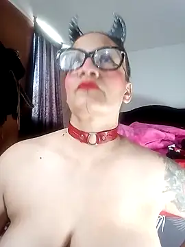 Taylor-hardcore online show from 04-04-26, 04:46