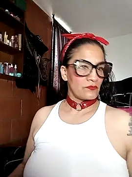 Taylor-hardcore online show from 04-06-26, 06:09