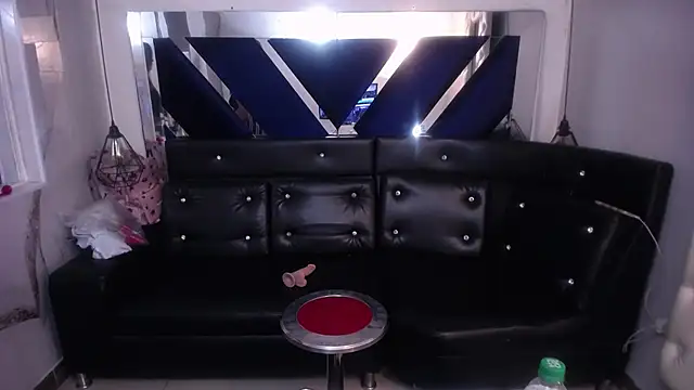 Snapshot of maissa-luvv chatting on 11-14-25, 07:17 maissa-luvv online show from 11-14-25, 07:17