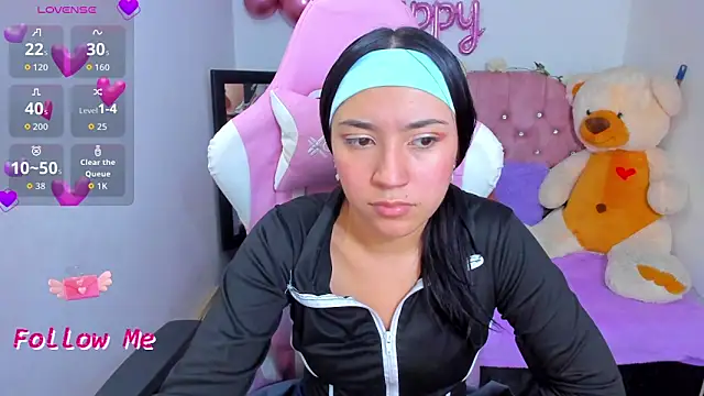 Snapshot of karla_cute01 chatting on 10-12-25, 05:20 karla cute01 online show from 10-12-25, 05:20