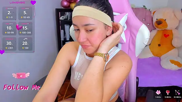 Snapshot of karla_cute01 chatting on 10-19-25, 07:11 karla cute01 online show from 10-19-25, 07:11