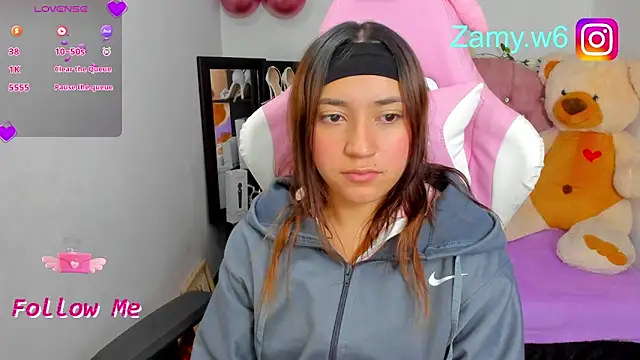 Snapshot of karla_cute01 chatting on 09-10-25, 06:45 karla cute01 online show from 09-10-25, 06:45
