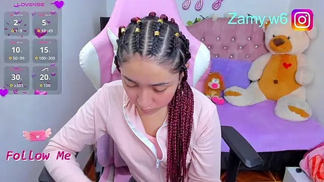 Snapshot of karla_cute01 chatting on 09-30-25, 05:13 karla cute01 online show from 09-30-25, 05:13