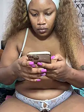 MimiCurves online show from 04-10-26, 08:54