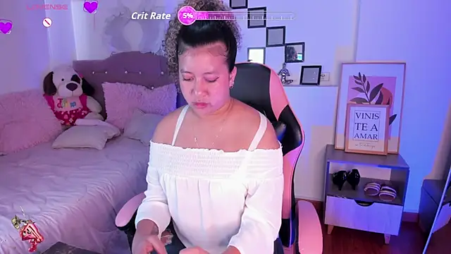 Kenia tompson01 online show from 09-30-25, 06:14