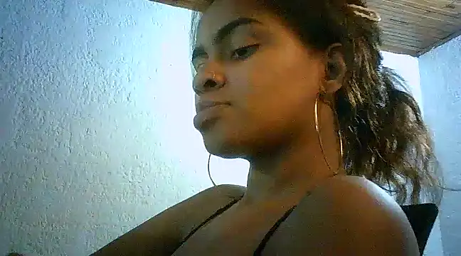Snapshot of Bellabeltrann chatting on 03-03-25, 01:01 Bellabeltrann online show from 03-03-25, 01:01
