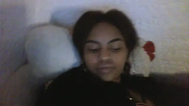 Snapshot of Bellabeltrann chatting on 03-07-25, 02:12 Bellabeltrann online show from 03-07-25, 02:12