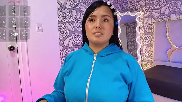 Snapshot of Mellani_tay chatting on 02-25-25, 06:14 Mellani tay online show from 02-25-25, 06:14