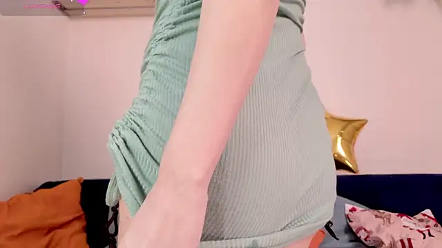 Snapshot of Lisa_sweetheels chatting on 01-21-25, 07:26 Lisa sweetheels online show from 01-21-25, 07:26