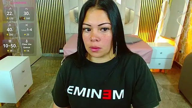 martinna tay online show from 12-15-25, 03:23