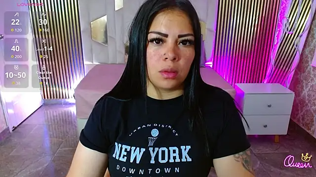 martinna tay online show from 05-18-26, 03:28