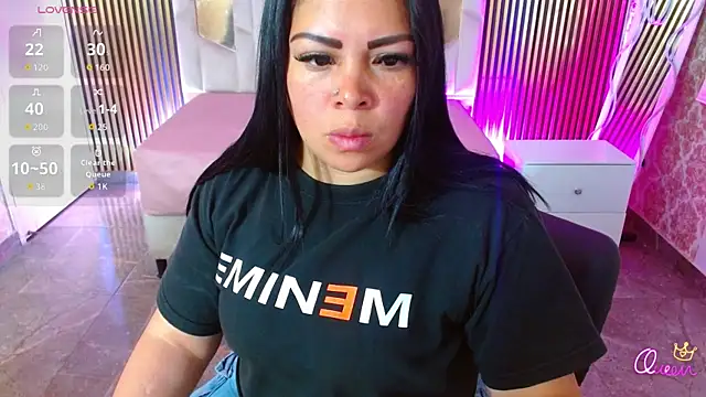martinna tay online show from 05-22-26, 03:04