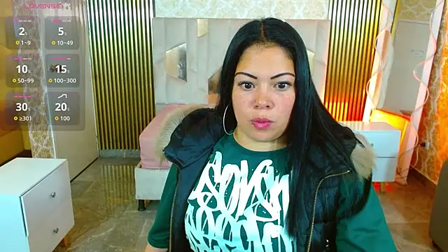 martinna tay online show from 11-27-25, 03:29