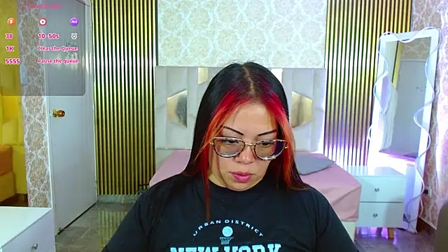 martinna tay online show from 11-08-25, 03:21