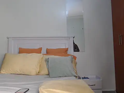 sweetice 02 online show from 11-12-25, 01:32