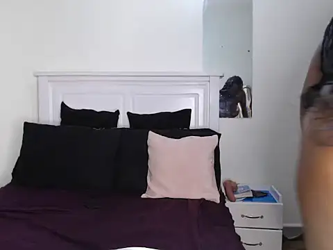 sweetice 02 online show from 04-12-26, 01:42