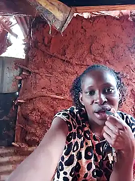 LOVELY-2BERRY online show from 10-30-25, 07:39