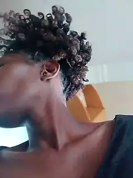 LOVELY-2BERRY online show from 11-11-25, 06:41