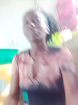 LOVELY-2BERRY online show from 11-21-25, 06:12