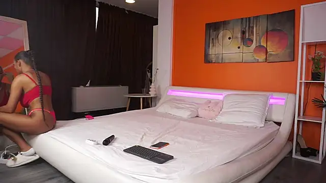 LovingBlondie online show from 02-13-26, 06:46