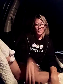 Timide girl2 online show from 09-09-25, 04:00