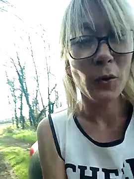 Timide girl2 online show from 03-19-25, 03:40