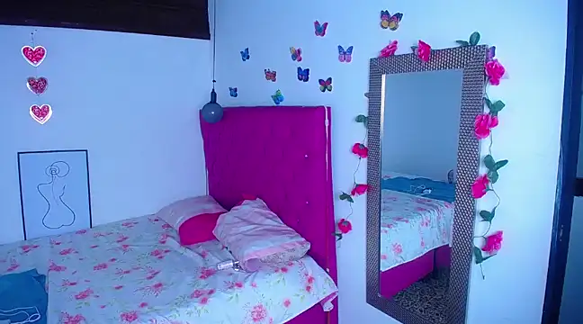 Snapshot of littleflower4you chatting on 03-02-25, 01:58 littleflower4you online show from 03-02-25, 01:58