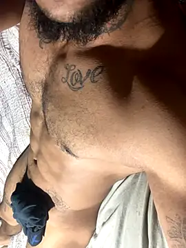 Bryron69 online show from 12-17-25, 04:28