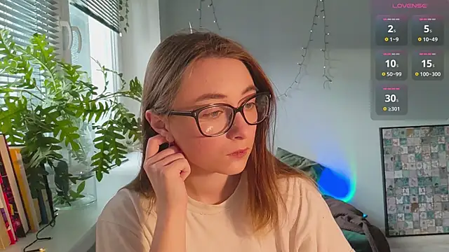 Snapshot of monlight__dana chatting on 01-16-25, 12:52 monlight  dana online show from 01-16-25, 12:52