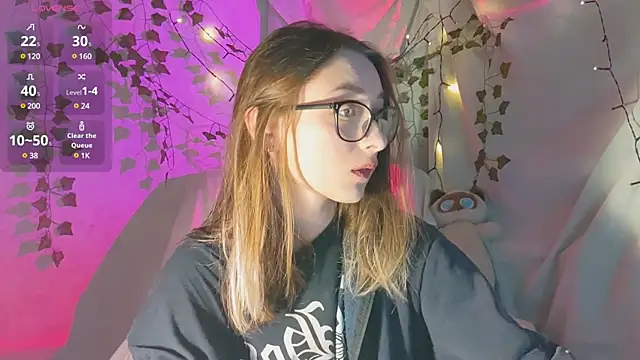 Snapshot of monlight__dana chatting on 12-07-24, 01:35 monlight  dana online show from 12-07-24, 01:35